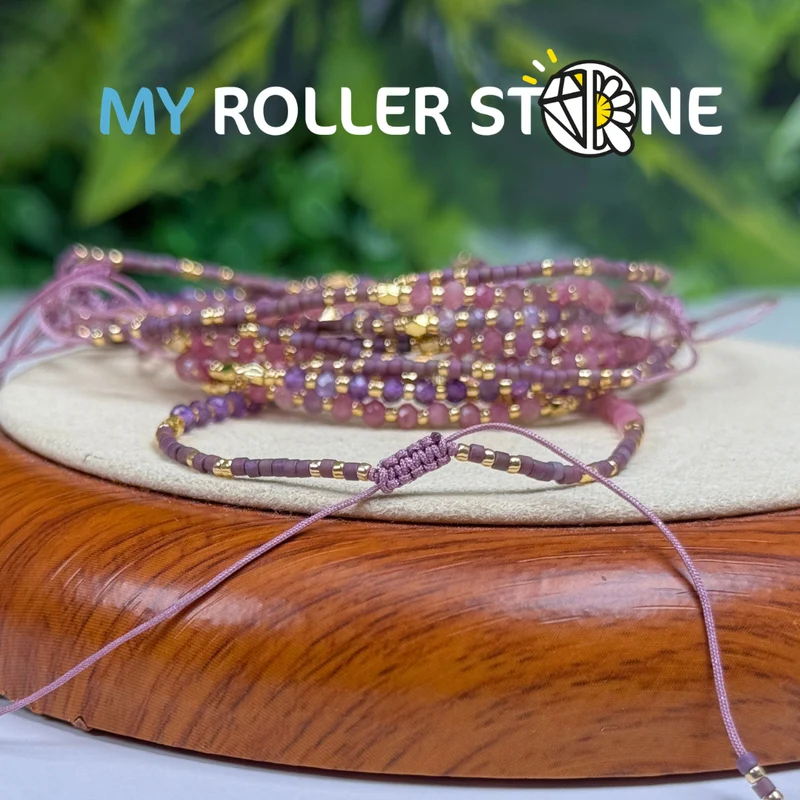 Verstellbares Armband mit Amethyst und rosa Turmalin