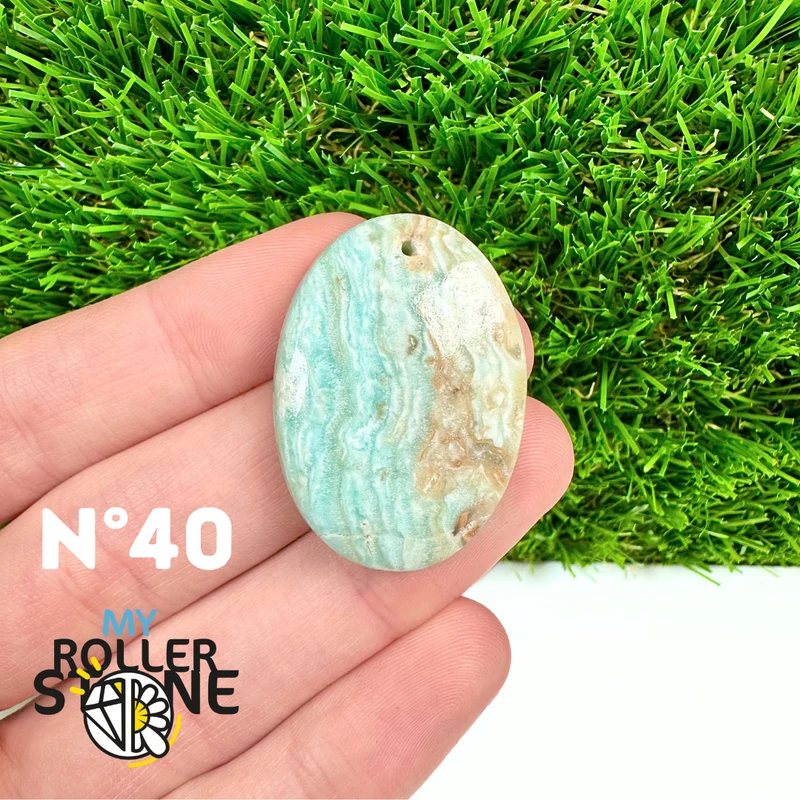 Gepiercter Anhänger aus blauem kambrischem Kalzit (5A)