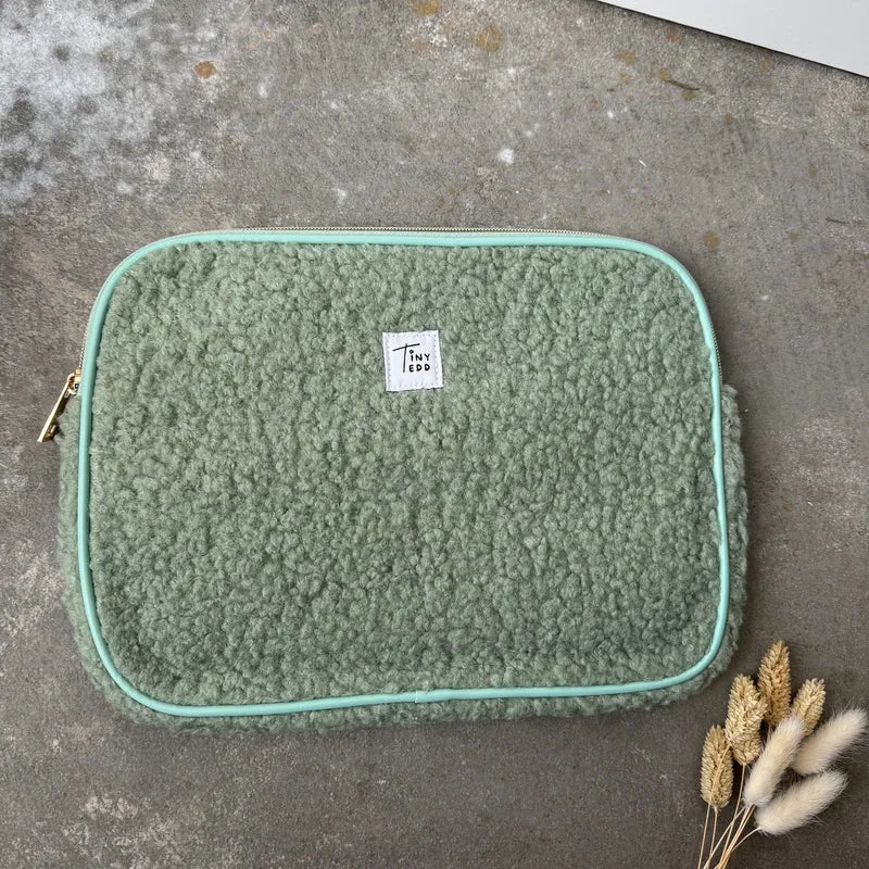 Fluffy Tablet Case - Farbe Sage