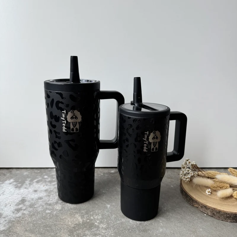 Teddy Cup - 0.6 Liter - Black Leo