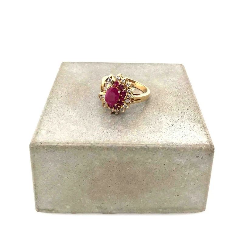 Ring Gelbgold 585 mit Rubinen & Brillanten