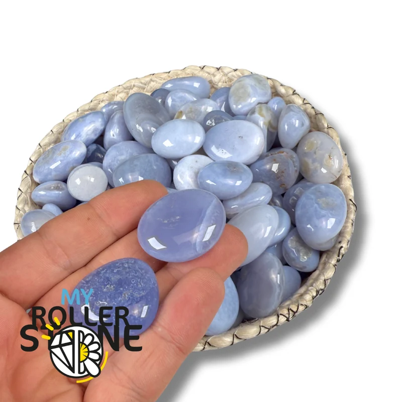 Blauer Chalcedon-Trommelstein 3A