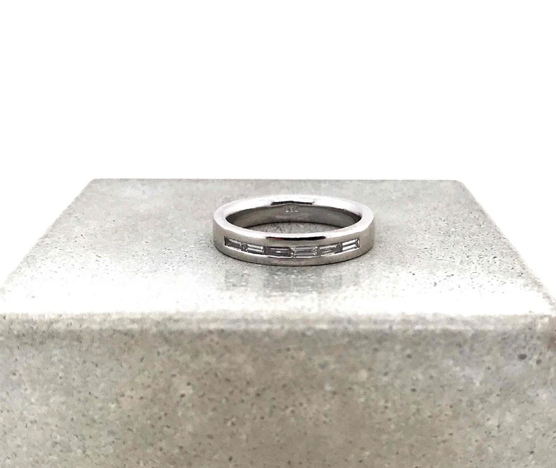 Ring Weissgold 750 mit Diamanten