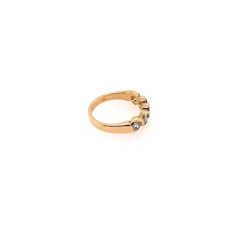 Ring Gelbgold 750 mit 5 Brillanten
