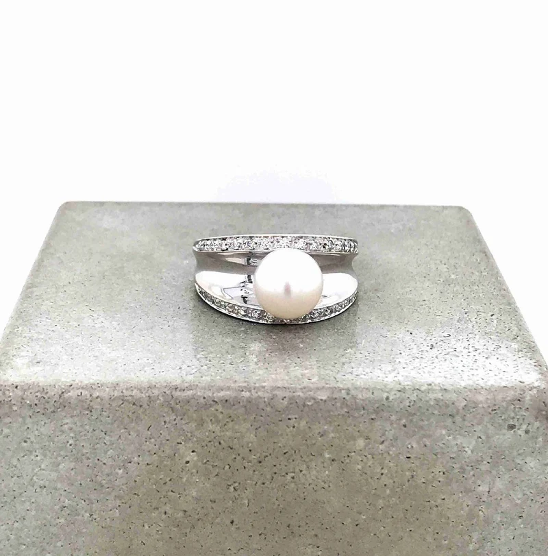 Ring Weissgold 750 mit Perle & Brillanten