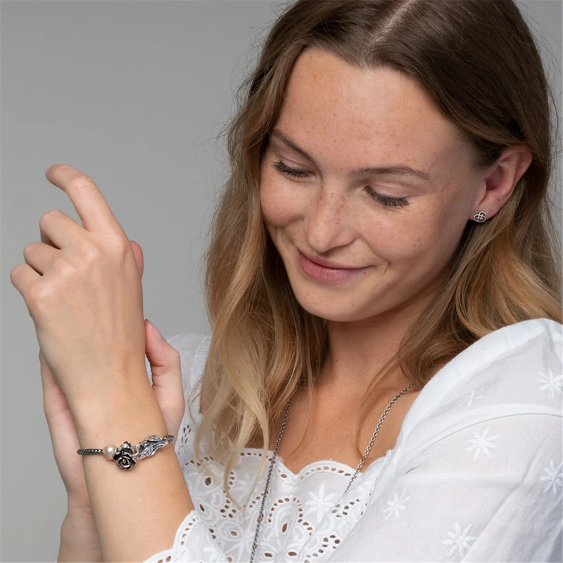 Weiße Perle