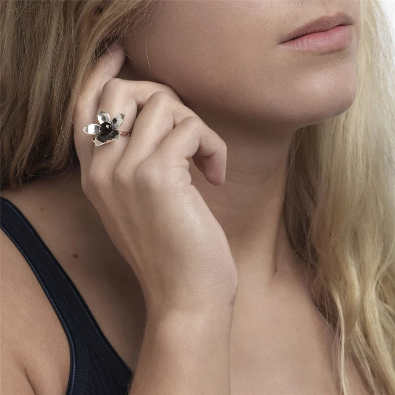 Venus Blüten Ring