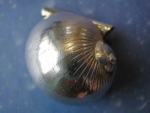 Mond Schnecke glatt Anhänger