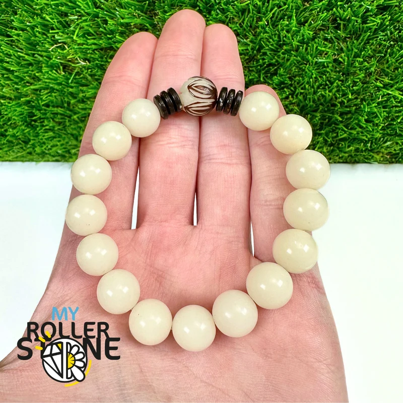 Lotus Bodhi Armband aus weißer Jade