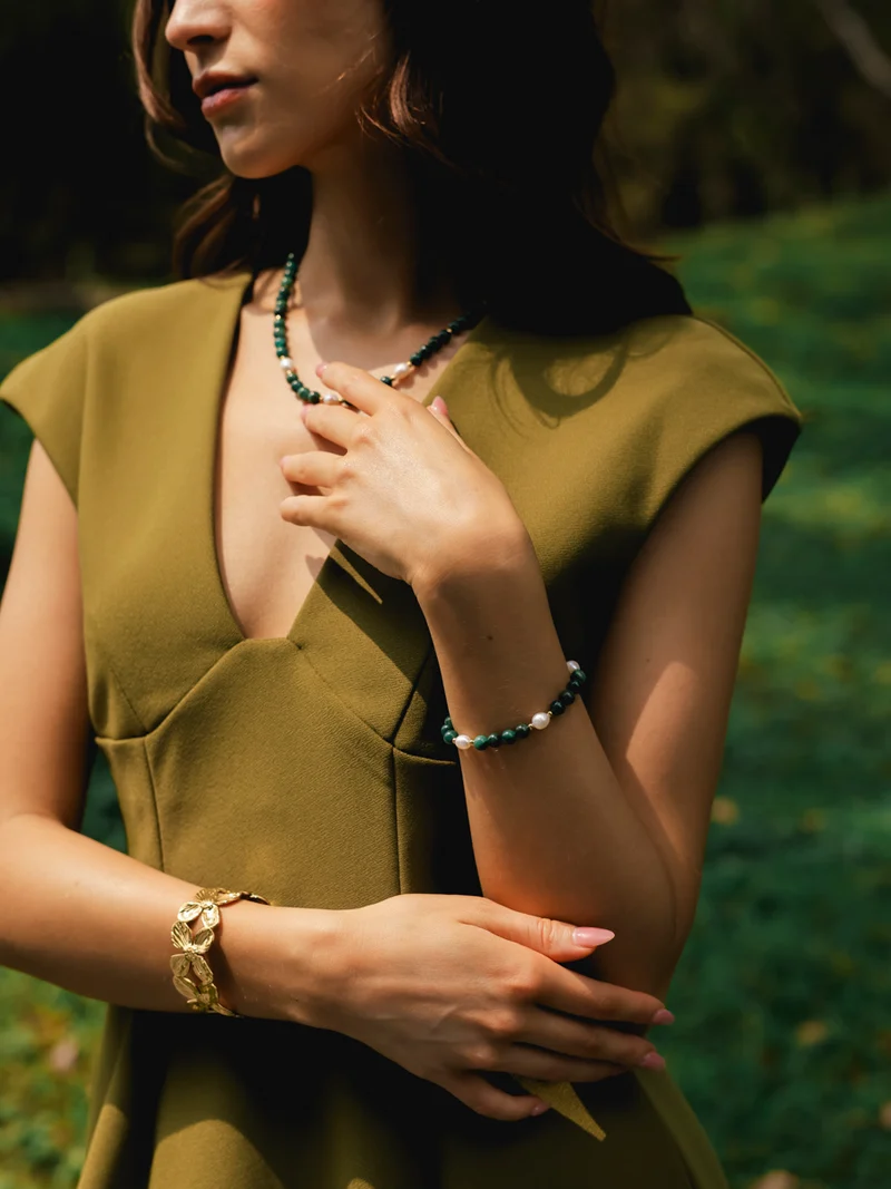 Dawn Pearl Green ARMBAND