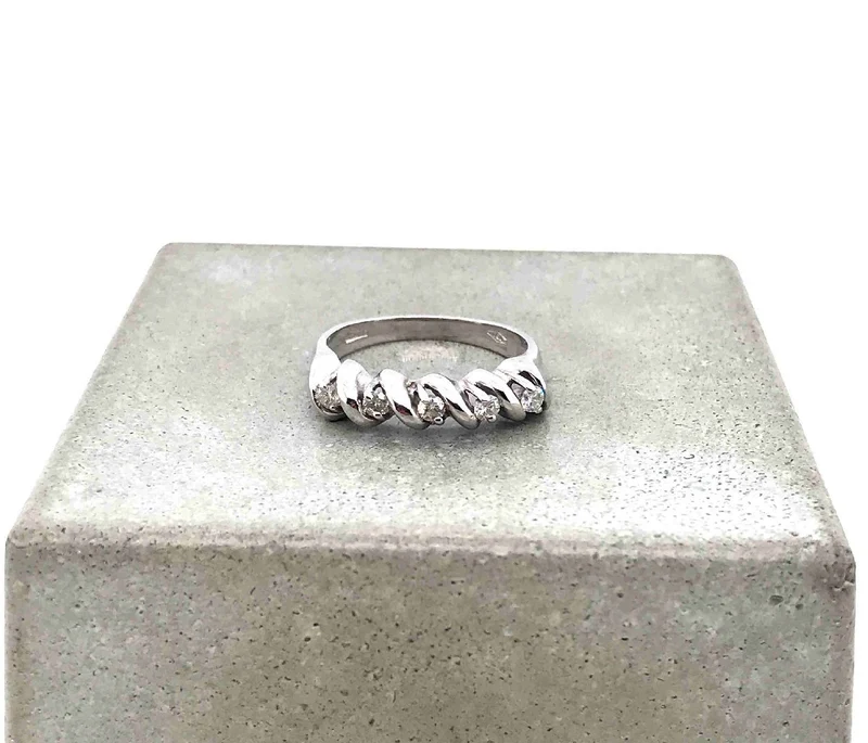 Ring Weissgold 750 mit Brillanten