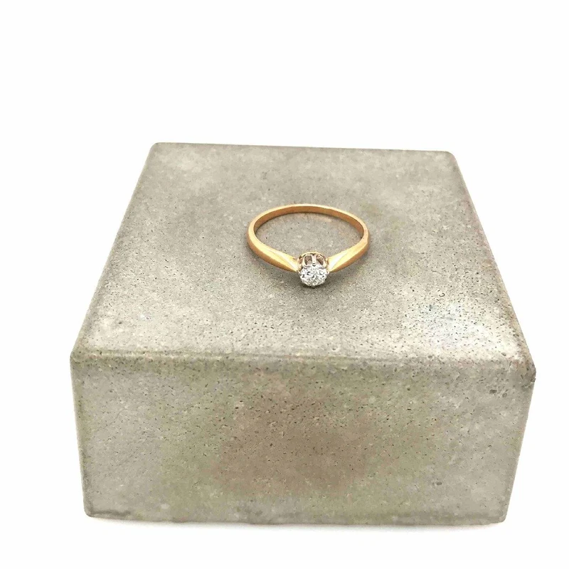 Solitaire Gelbgold 585 mit Diamant