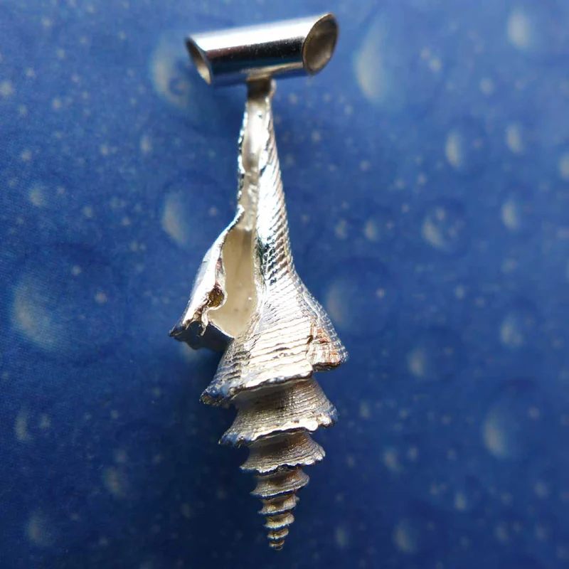 Meerschmuck Schnecke Anhänger Pagode