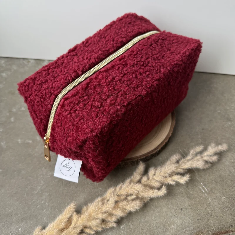 Fluffy Kosmetiktasche - Berry