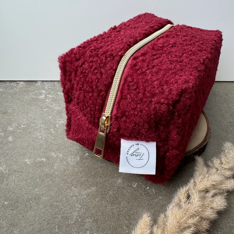 Fluffy Kosmetiktasche - Berry