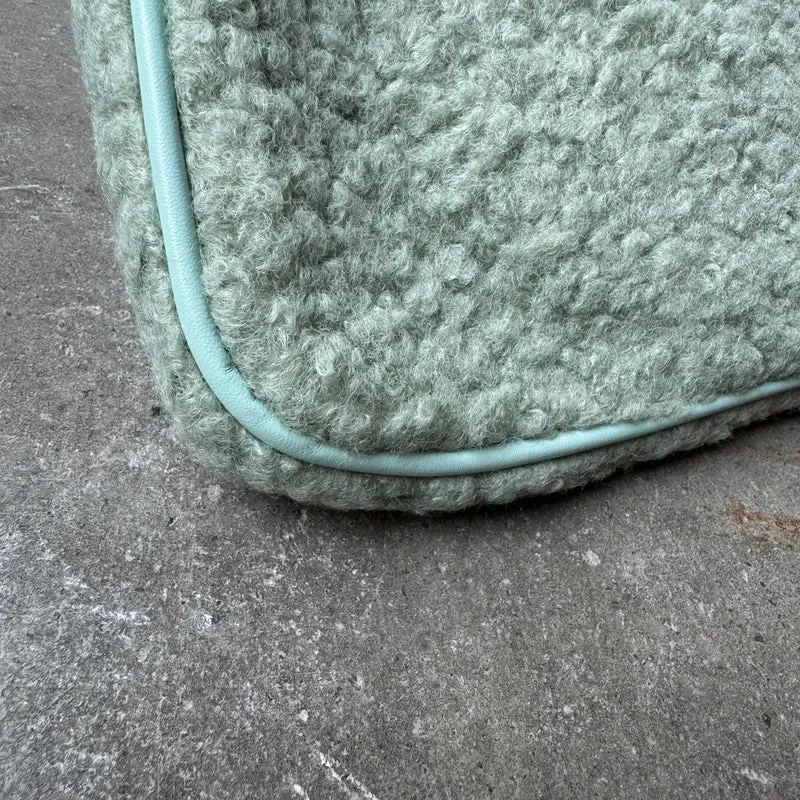 Fluffy Laptop Case - Farbe Sage
