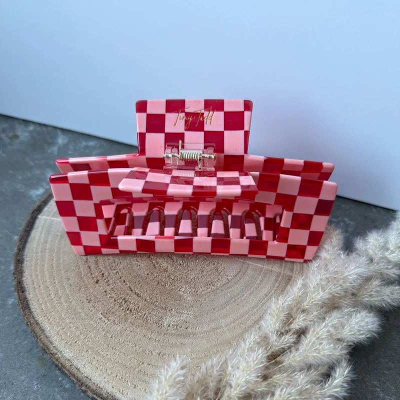 Hairclaw Red Square