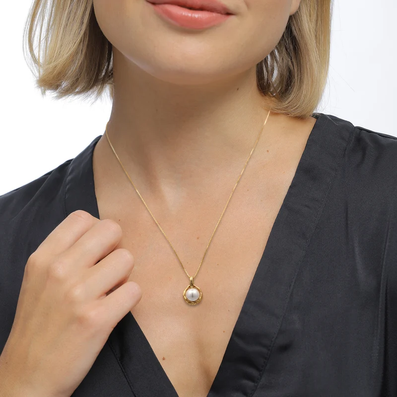 Halskette Vintage Anhänger | Muschelkernperle (Weiß)
