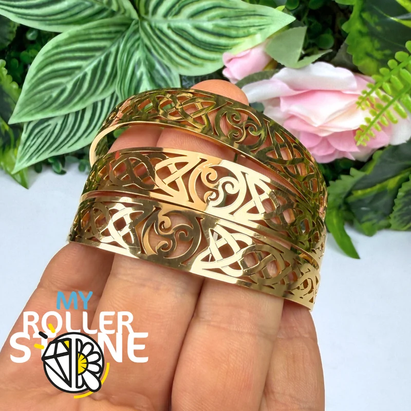 Goldenes keltisches Armband – Hexenknoten & Dreifaltigkeit