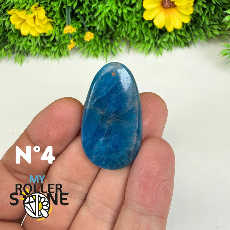 3A Blauer Apatit-Anhänger