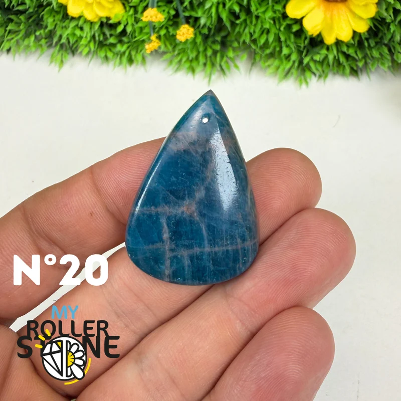 3A Blauer Apatit-Anhänger