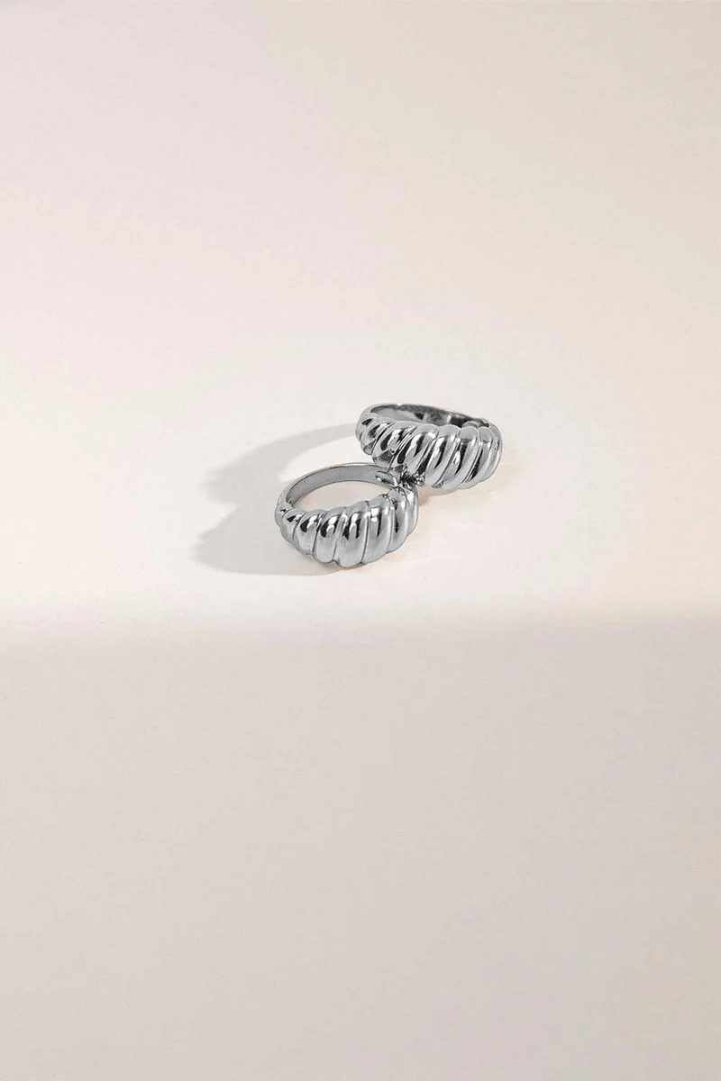 Twista Dome Ring