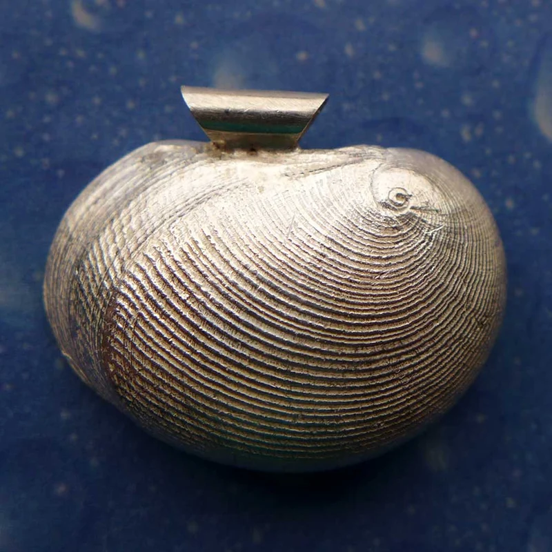 Weißer Mond Anhänger Schnecke