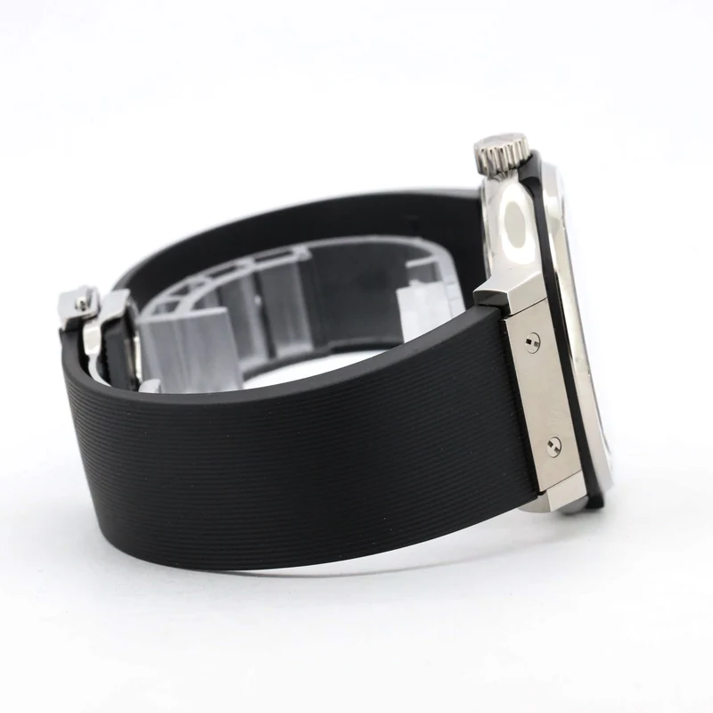 Hublot Classic Fusion Titanium 42 Automatic X