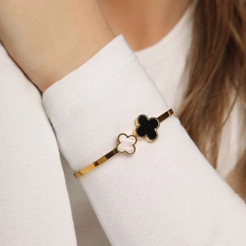 Black-White Clover Armreif | 18K vergoldet