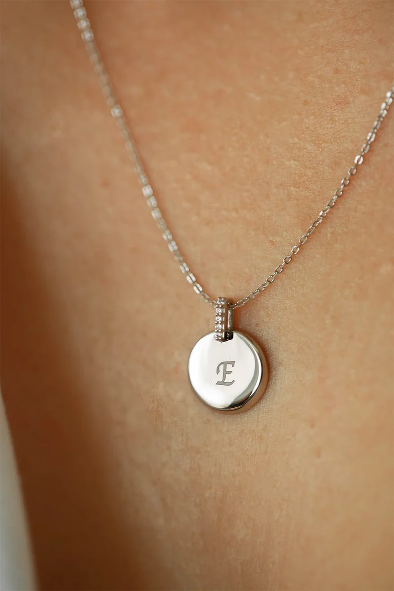 Engravable Round Pavé Necklace