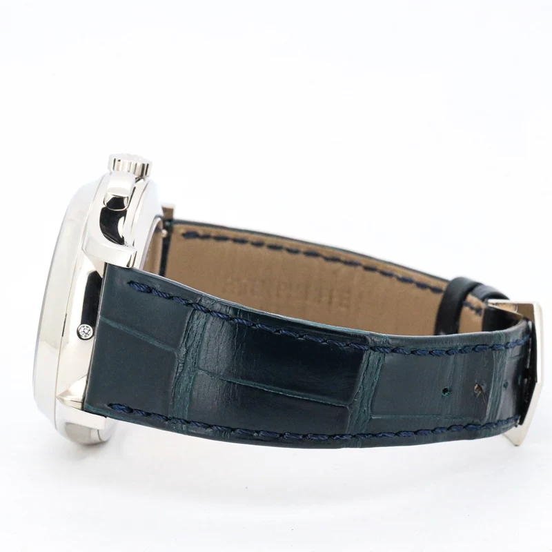 Patek Philippe Annual Calendar 5905P Chronograph 42mm Blue Dial Platin T