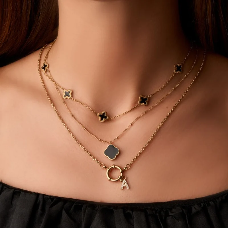 Noir Lucky Leaf Kette 14K Vergoldet