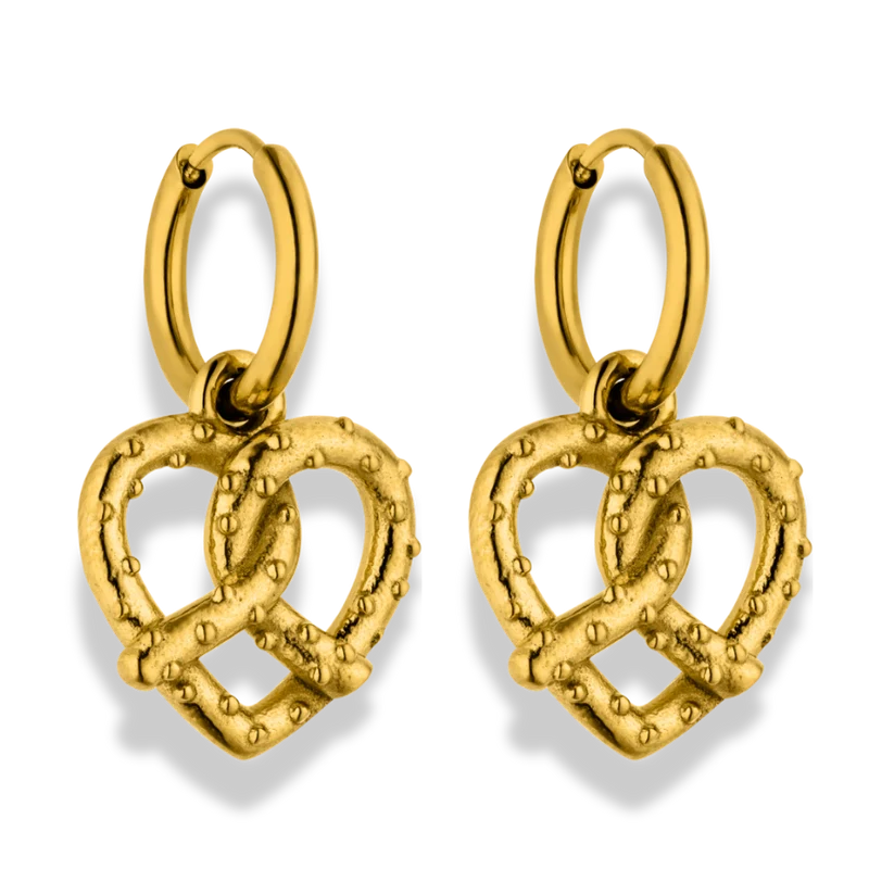 Salty Heart Pretzel Huggie Hoop Ohrringe 14K Vergoldet