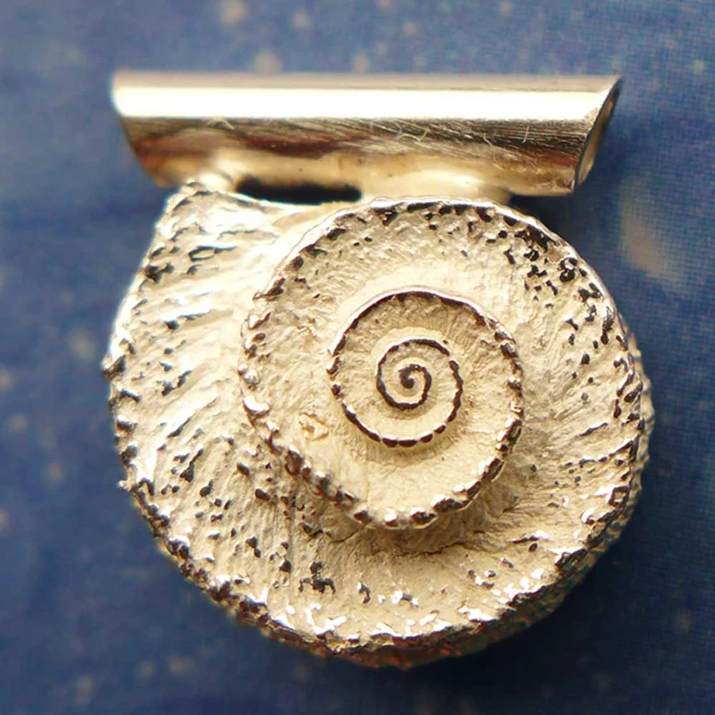 Schneckenanhänger Schmuck Noble Sonnenuhr