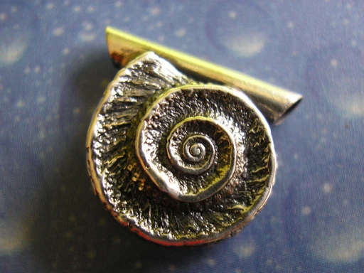 Schneckenanhänger Schmuck Noble Sonnenuhr
