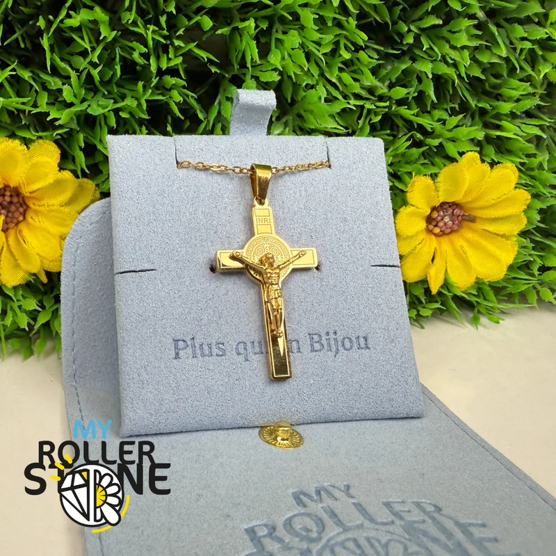 Vergoldeter Jesus-Kreuz-Anhänger aus Edelstahl 304