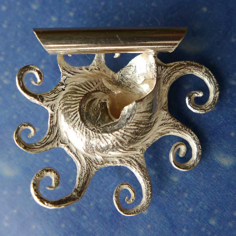 Schmuckdesign Turbanschnecke Anhänger