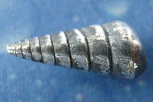 Schmuck von der See Beilpyramide Ohrstecker