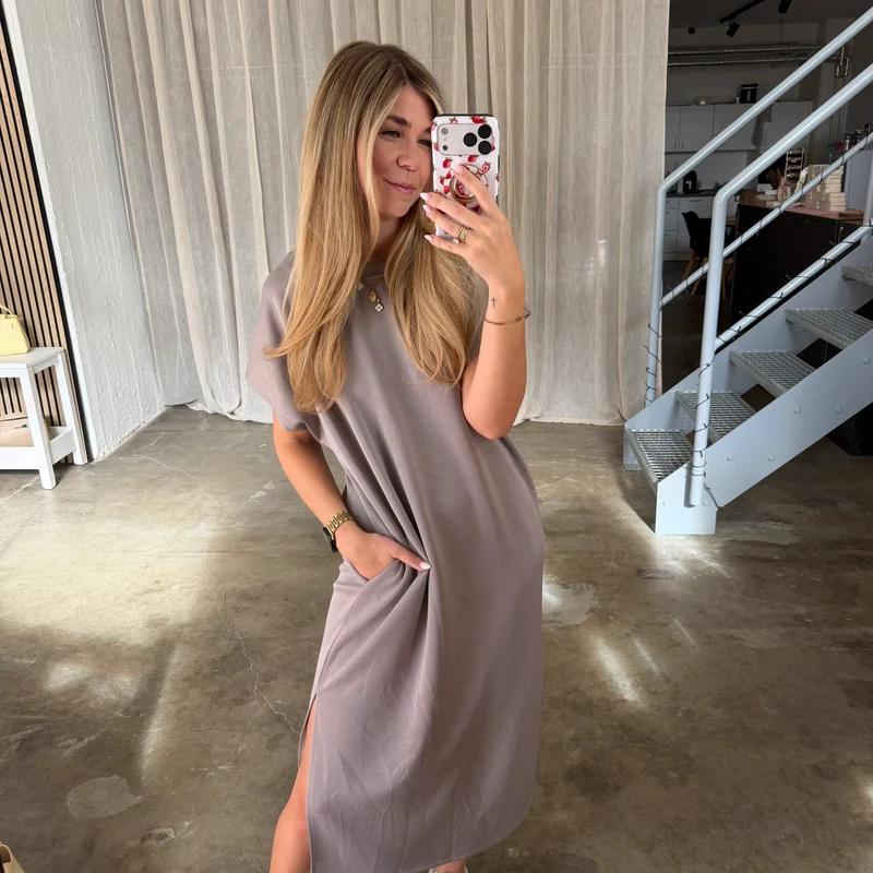 Oversize Kleid Molly - Butterstoff Hell Taupe