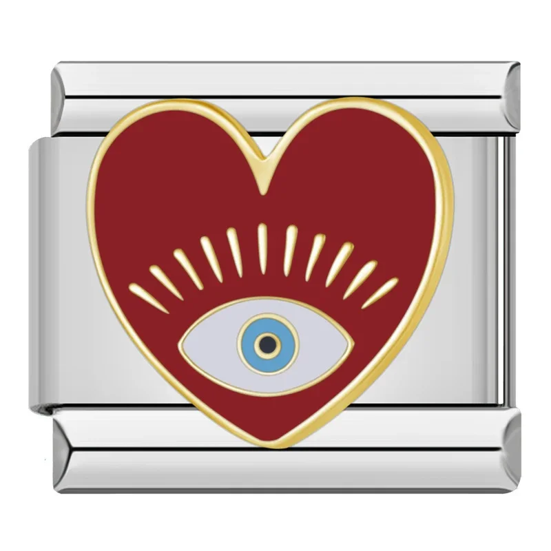 Auge auf rotem Herz