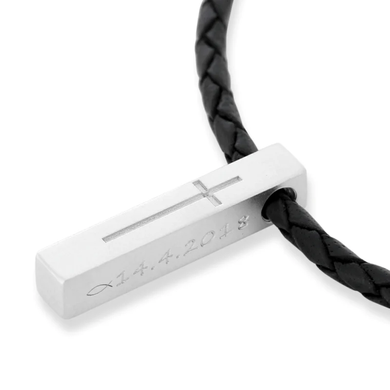 TAUFKETTE MIT GRAVUR JUNGE GESCHENK ZUR KOMMUNION LEDERKETTE BARREN 925 SILBER