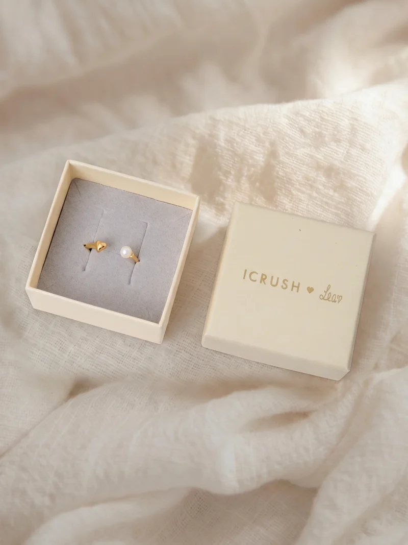 Love in Pearl Ring