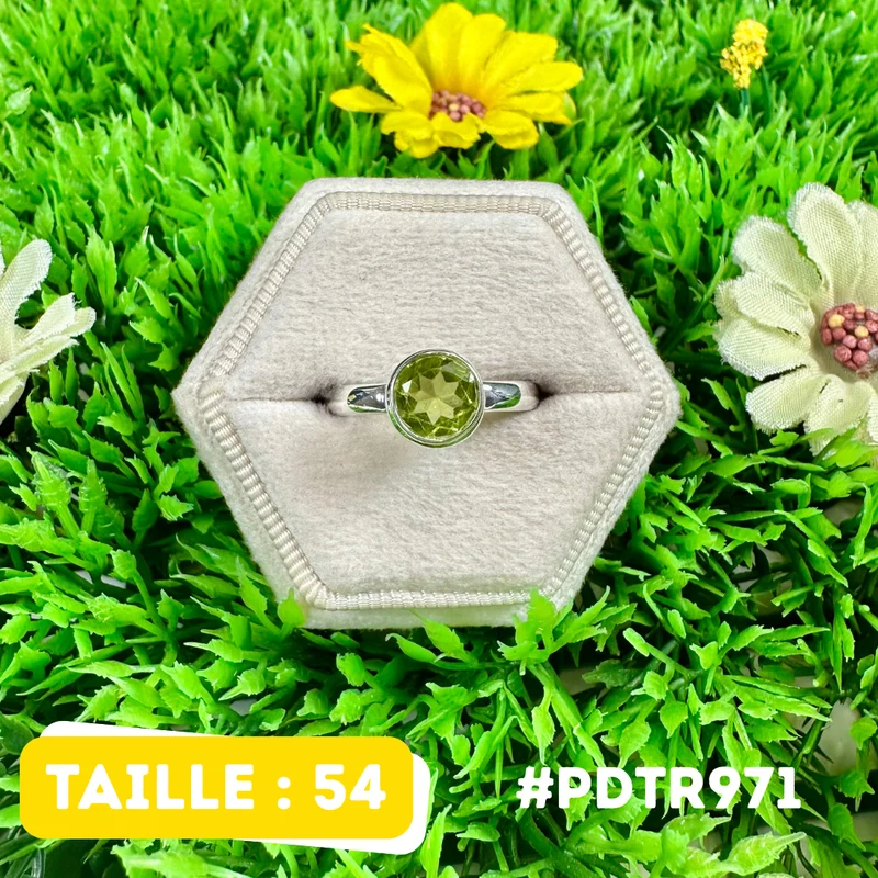 Facettierter Peridotring aus 925er Sterlingsilber #PDTR971