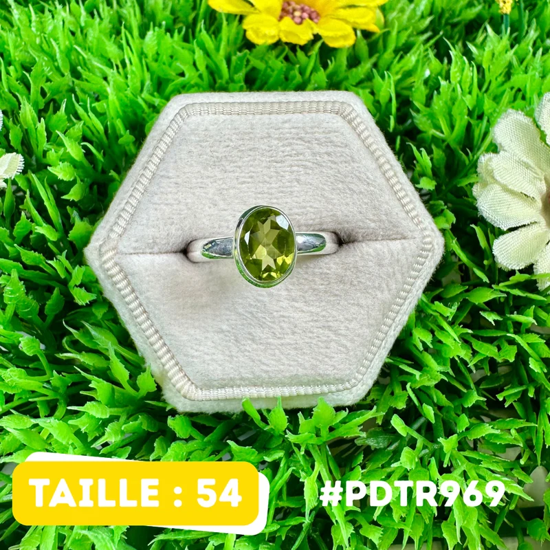 Facettierter Peridotring aus 925er Sterlingsilber #PDTR969