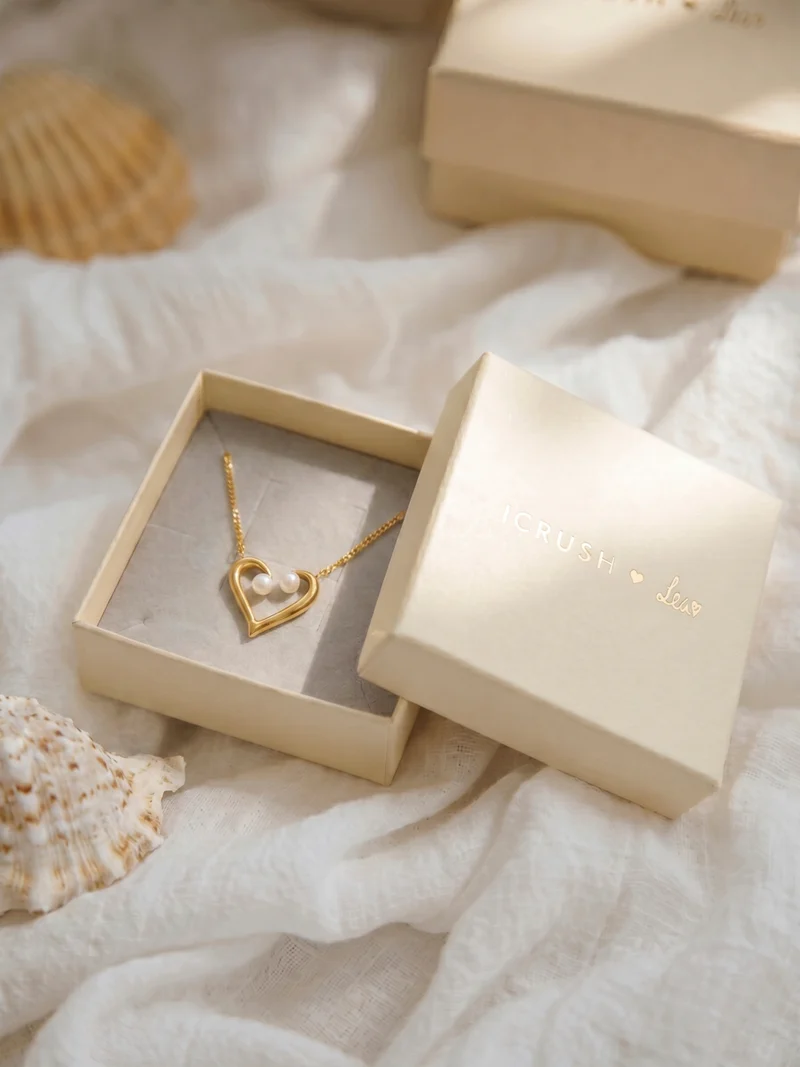 Love in Pearl Kette