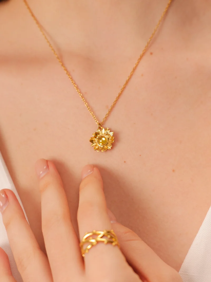 Floral Gleam Kette