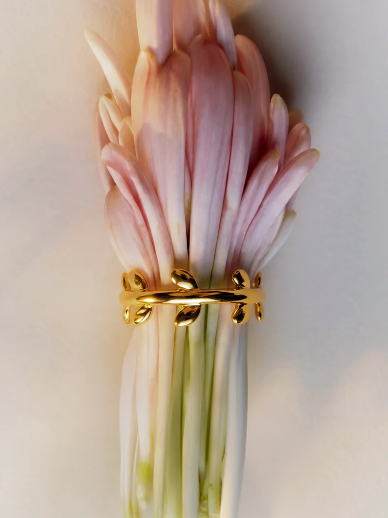Leaf Embrace Ring
