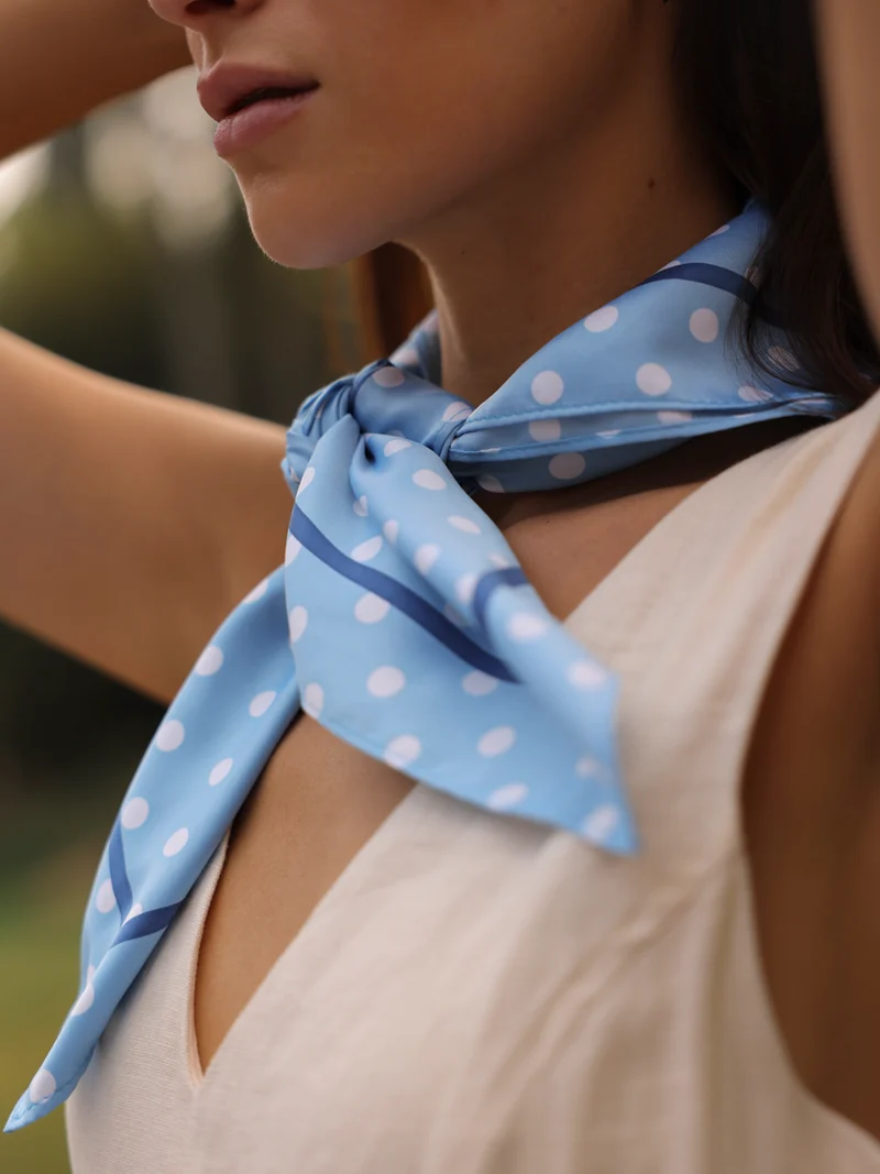 Vintage Dot Blue Tuch