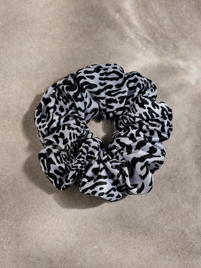 Leopard Beauty Scrunchie White