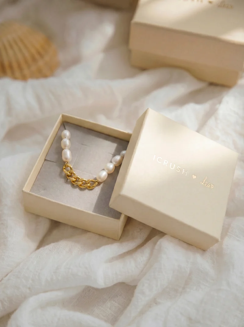 Pearl Mirage ARMBAND
